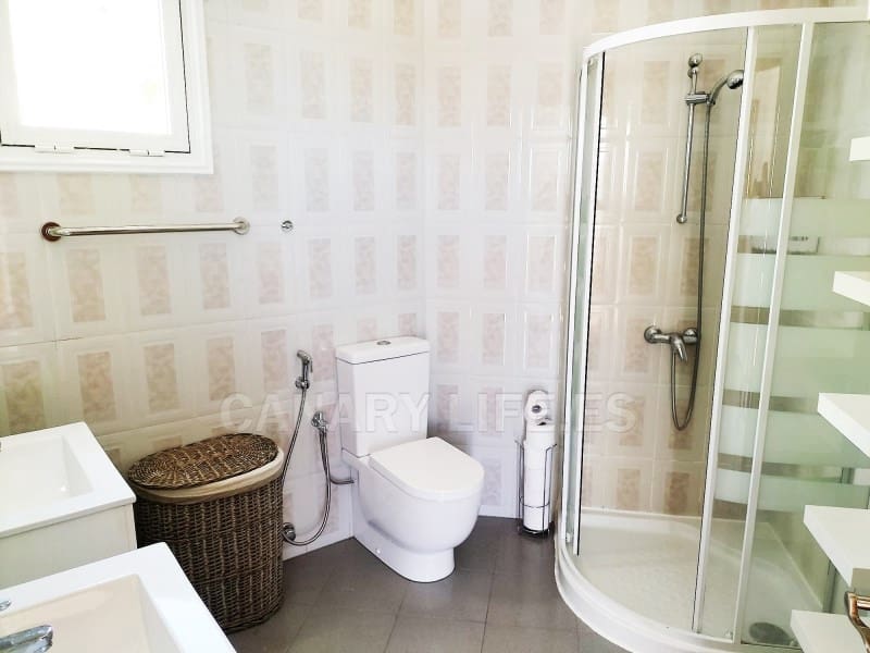 Appartement de 2 chambres à louer à Arguineguin - 1 600 € (Ref: 9686272)