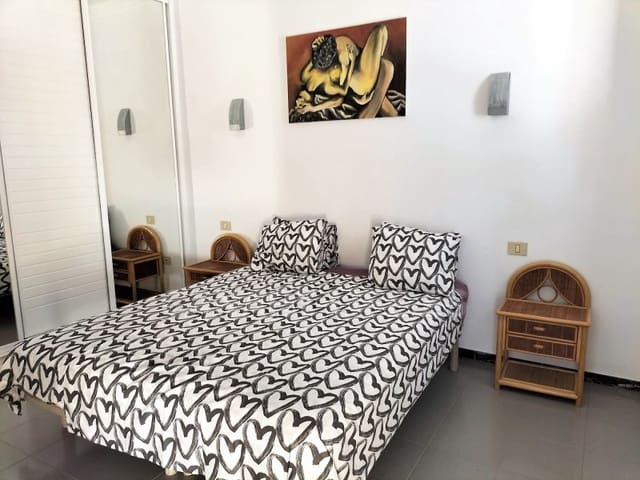 Appartement de 2 chambres à louer à Arguineguín, Mogán - 1 600 € (Ref: 9686272)