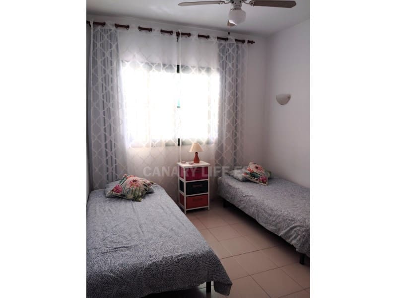 2 quarto Apartamento para arrendar em Puerto Rico - 1 200 € (Ref: 9690399)