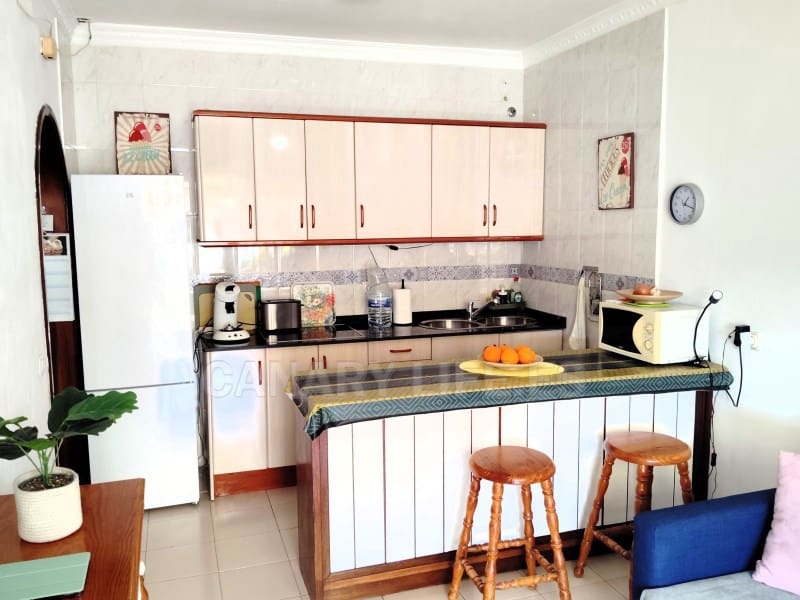 2 quarto Apartamento para arrendar em Puerto Rico - 1 200 € (Ref: 9690399)