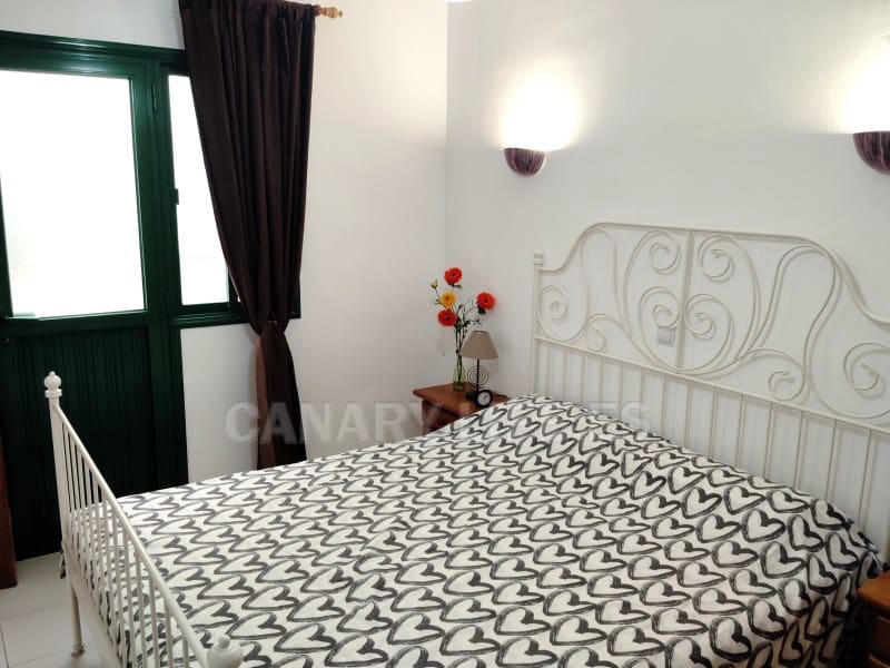 2 quarto Apartamento para arrendar em Puerto Rico - 1 200 € (Ref: 9690399)