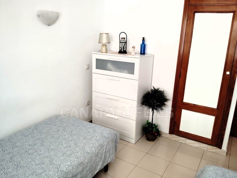 2 quarto Apartamento para arrendar em Puerto Rico - 1 200 € (Ref: 9690399)