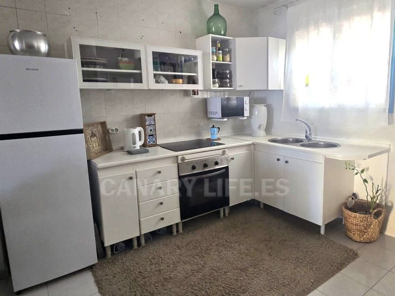 Studio for rent in Arguineguin - € 1,000 (Ref: 9955703)