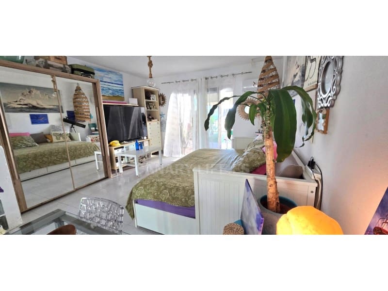 Studio for rent in Arguineguin - € 1,000 (Ref: 9955703)