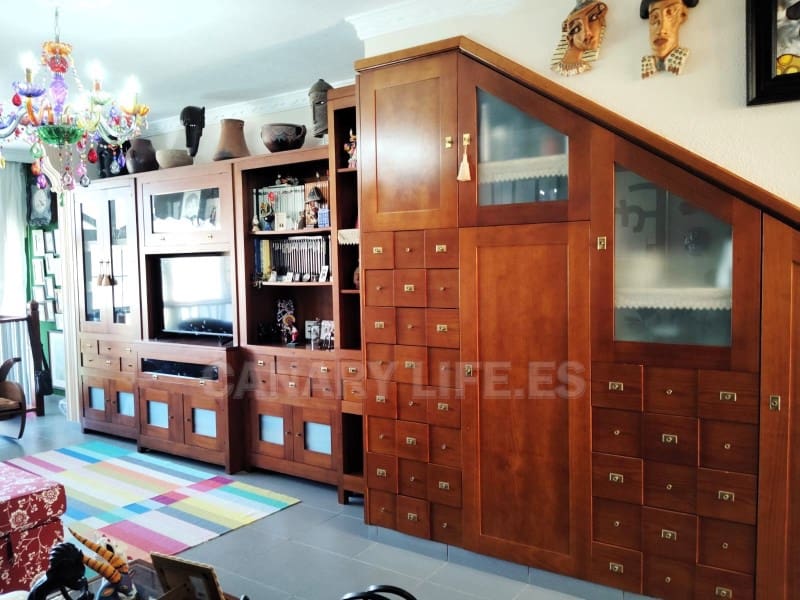 3 sovrum Semi-fristående Villa att hyra i Arguineguin med garage - 2 000 € (Ref: 9984553)