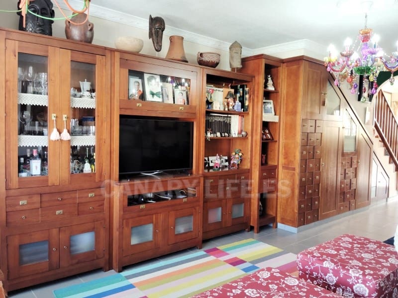 3 sovrum Semi-fristående Villa att hyra i Arguineguin med garage - 2 000 € (Ref: 9984553)