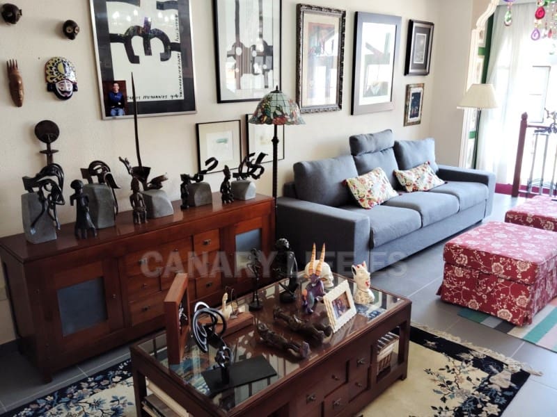 3 sovrum Semi-fristående Villa att hyra i Arguineguin med garage - 2 000 € (Ref: 9984553)