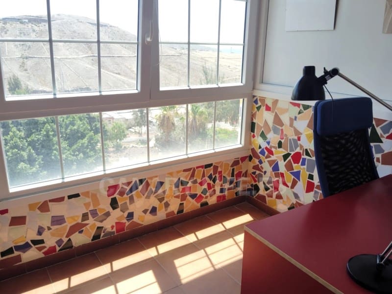 Pareado de 3 habitaciones en Arguineguín en alquiler con garaje - 1.700 € (Ref: 9984553)