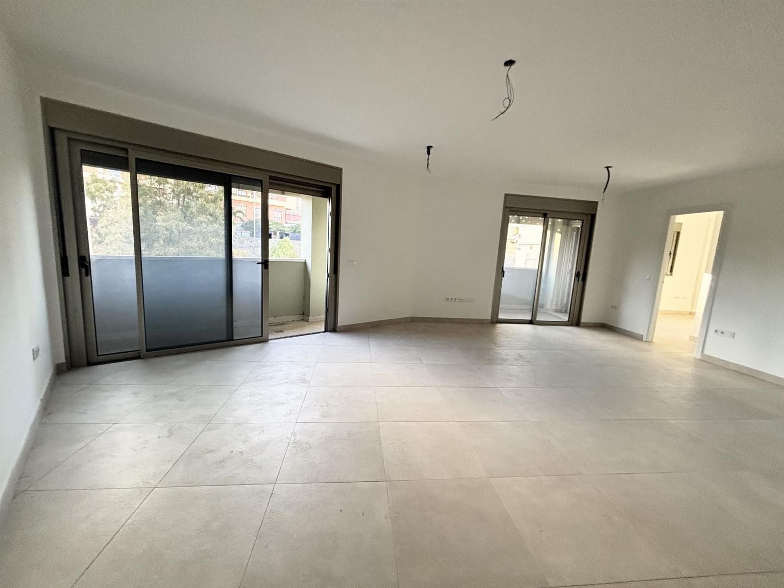 3 sypialnia Apartament na sprzedaż w Santa Cruz de Tenerife z basenem garażem - 472 000 € (Ref: 7535978)