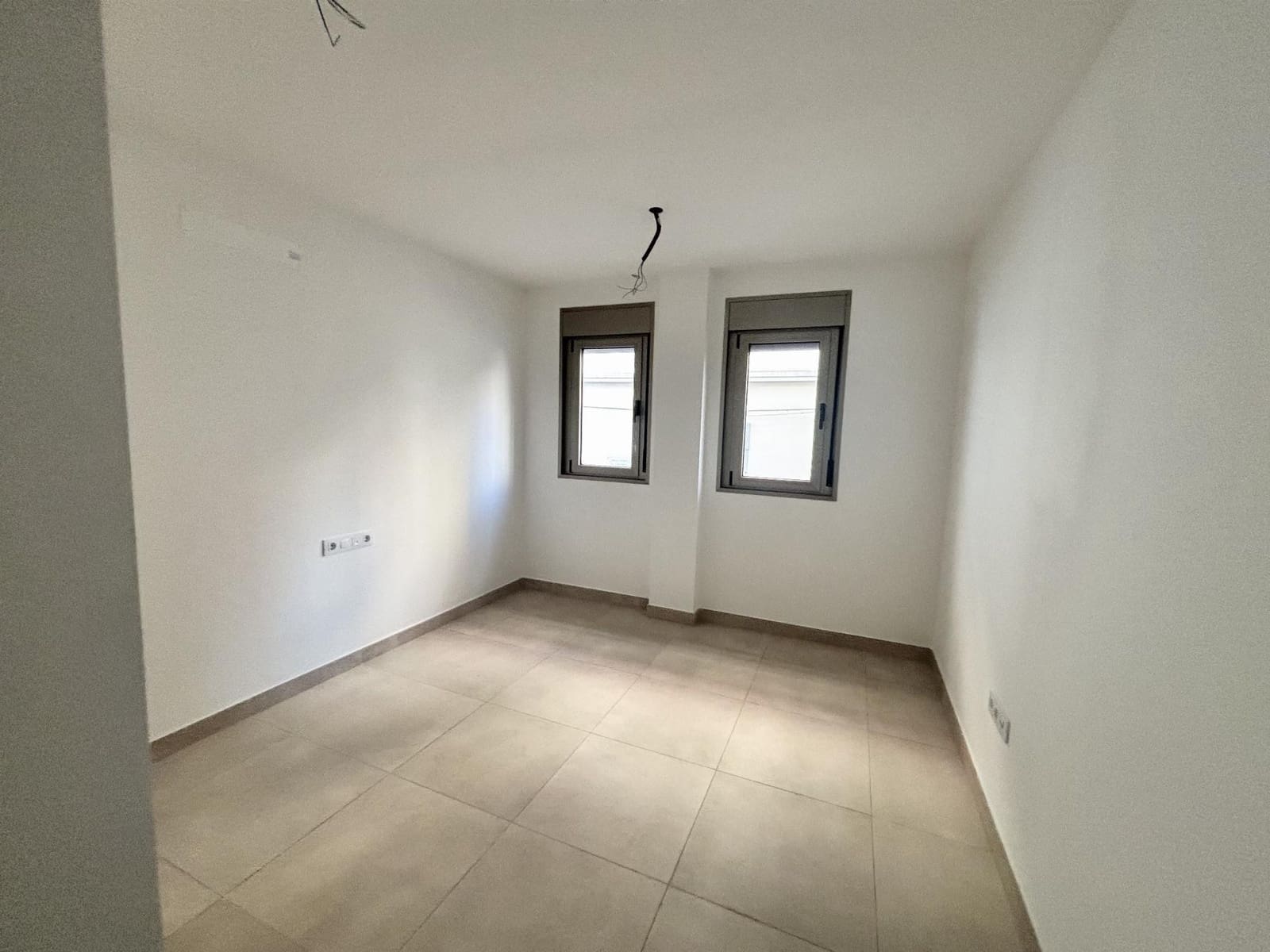 3 sypialnia Apartament na sprzedaż w Santa Cruz de Tenerife z basenem garażem - 472 000 € (Ref: 7535978)