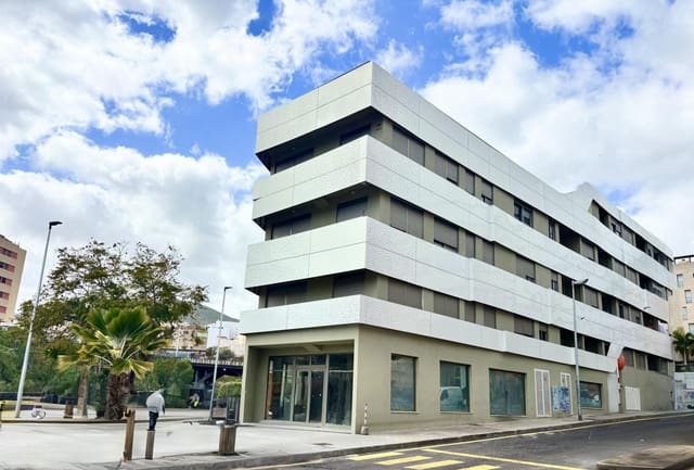 Apartamento de 3 habitaciones en Toscal, Santa Cruz de Tenerife en venta con piscina garaje - 472.000 € (Ref: 7535978)