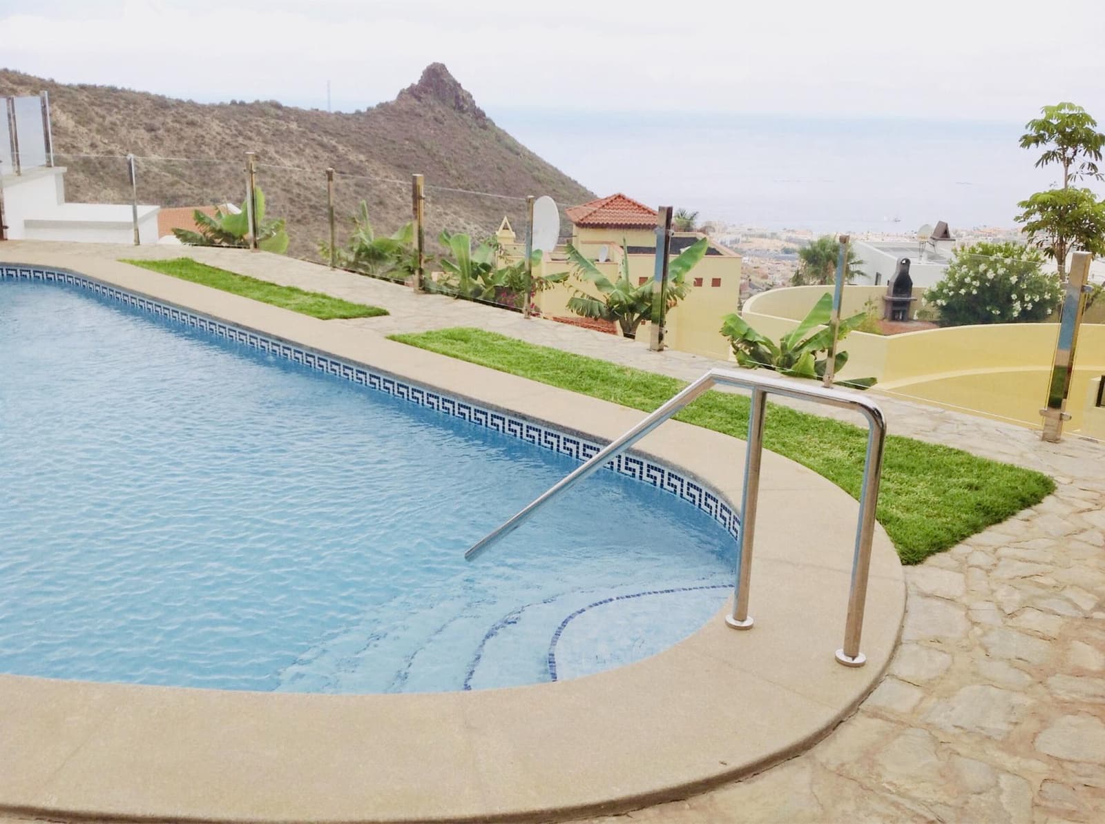 4 Zimmer Villa zu verkaufen in Roque del Conde mit Pool - 1.350.000 € (Ref: 8206535)