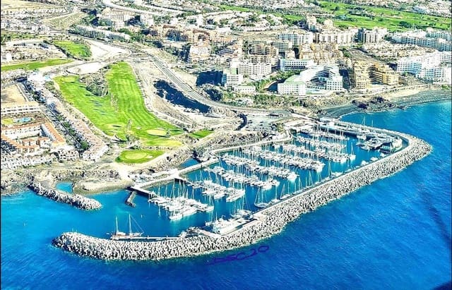 2 quarto Apartamento para venda em Amarilla Golf, San Miguel de Abona com garagem - 385 000 € (Ref: 8206538)