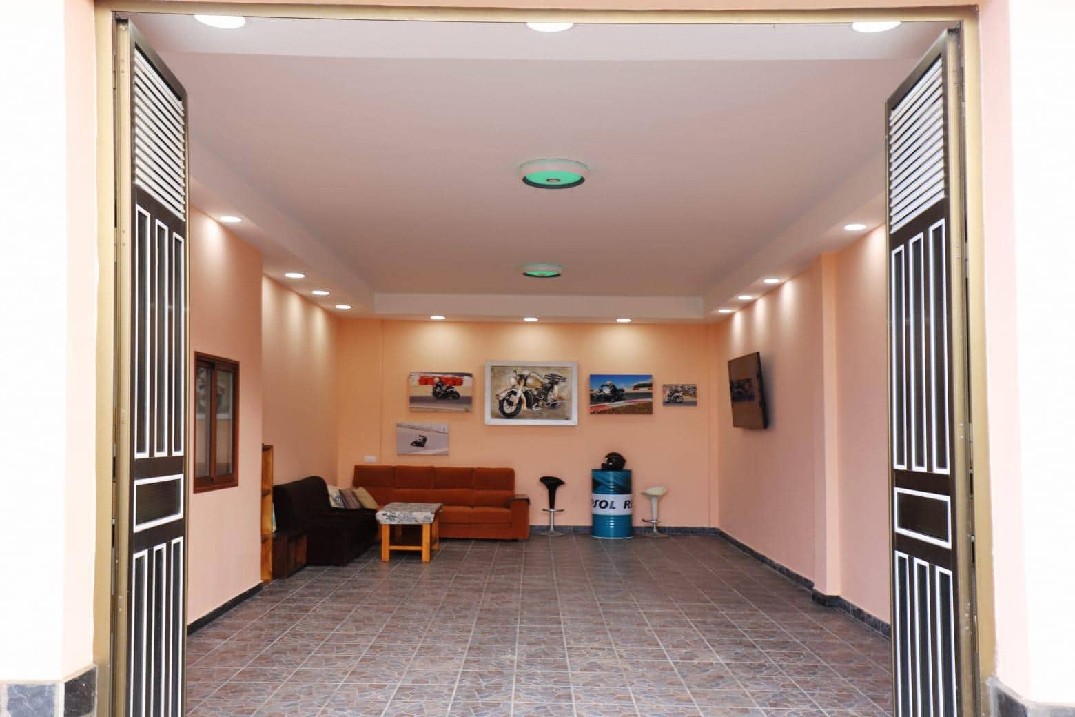 5 soverom Villa til salgs i Los Silos med garasje - € 650 000 (Ref: 8944841)