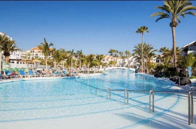 Studio till salu i Los Cristianos, Arona med pool - 330 000 € (Ref: 8944844)