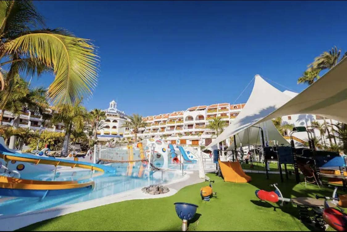 Studio till salu i Los Cristianos med pool - 330 000 € (Ref: 8944844)