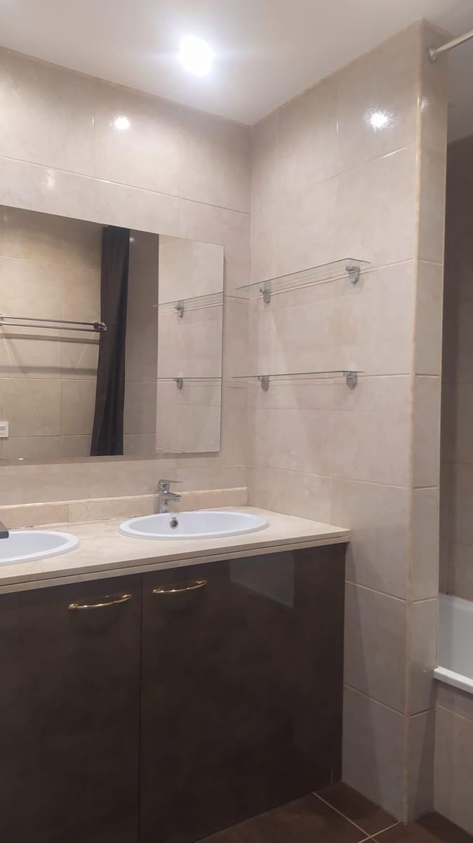 1 soveværelse Lejlighed til salg i Playa Paraiso med swimmingpool - € 264.000 (Ref: 8944853)