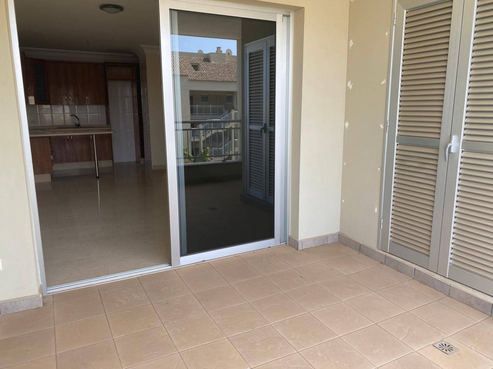 1 makuuhuone Huoneisto myytävänä paikassa Arona mukana uima-altaan - 291 500 € (Ref: 8952474)