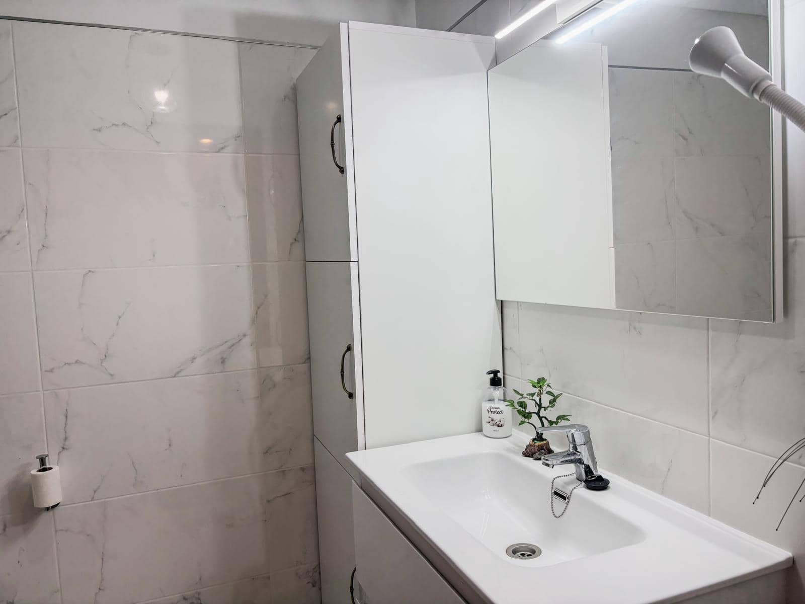 2 bedroom Apartment for sale in Los Cristianos - € 380,000 (Ref: 8956362)