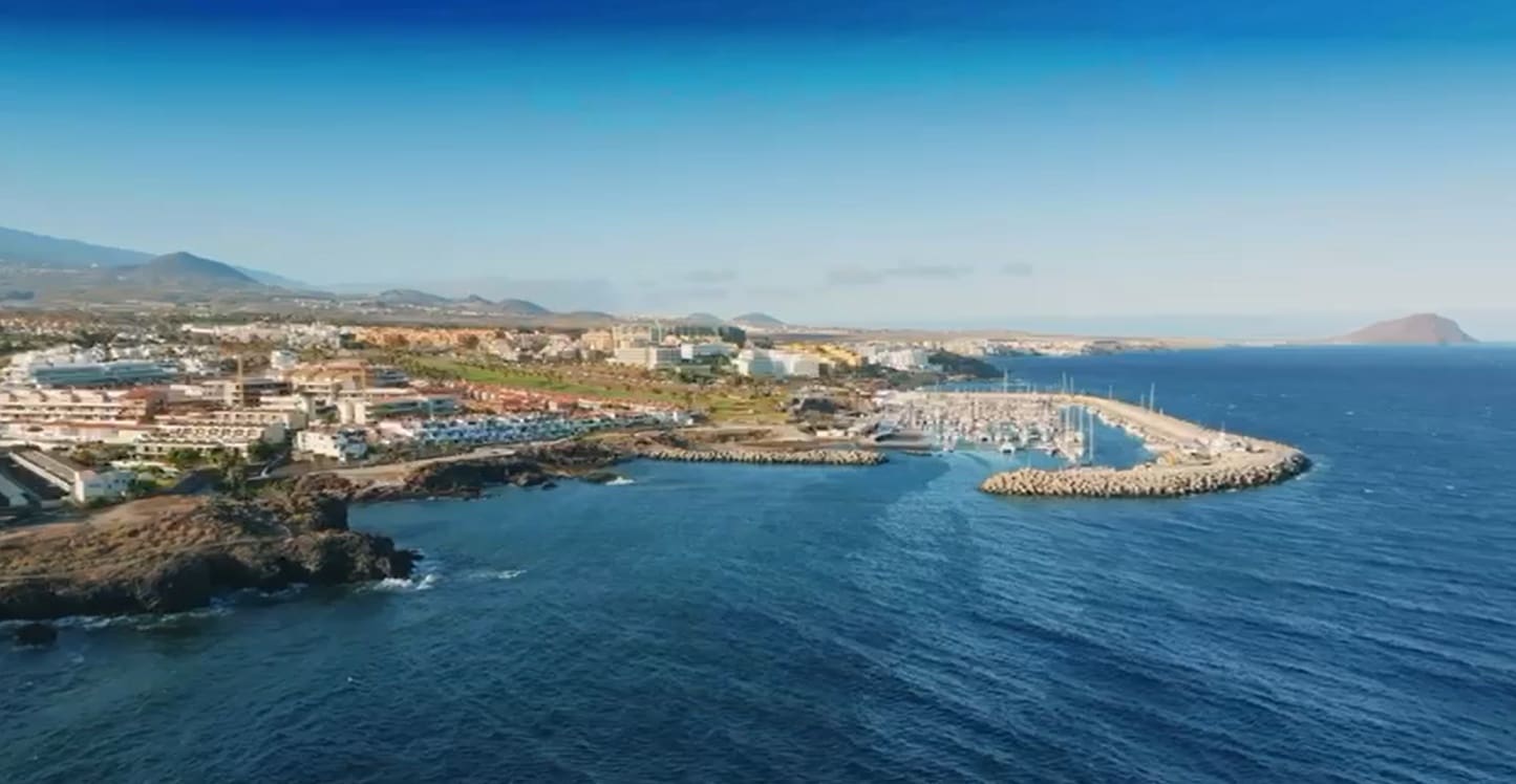 3 soveværelse Villa til salg i Amarilla Golf med garage - € 556.763 (Ref: 8956880)