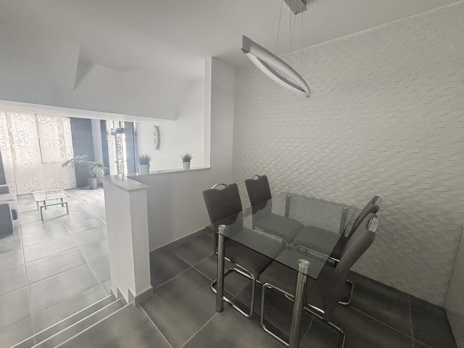 3 soveværelse Byhus til leje i Costa Adeje med swimmingpool - € 3.300 (Ref: 9324268)