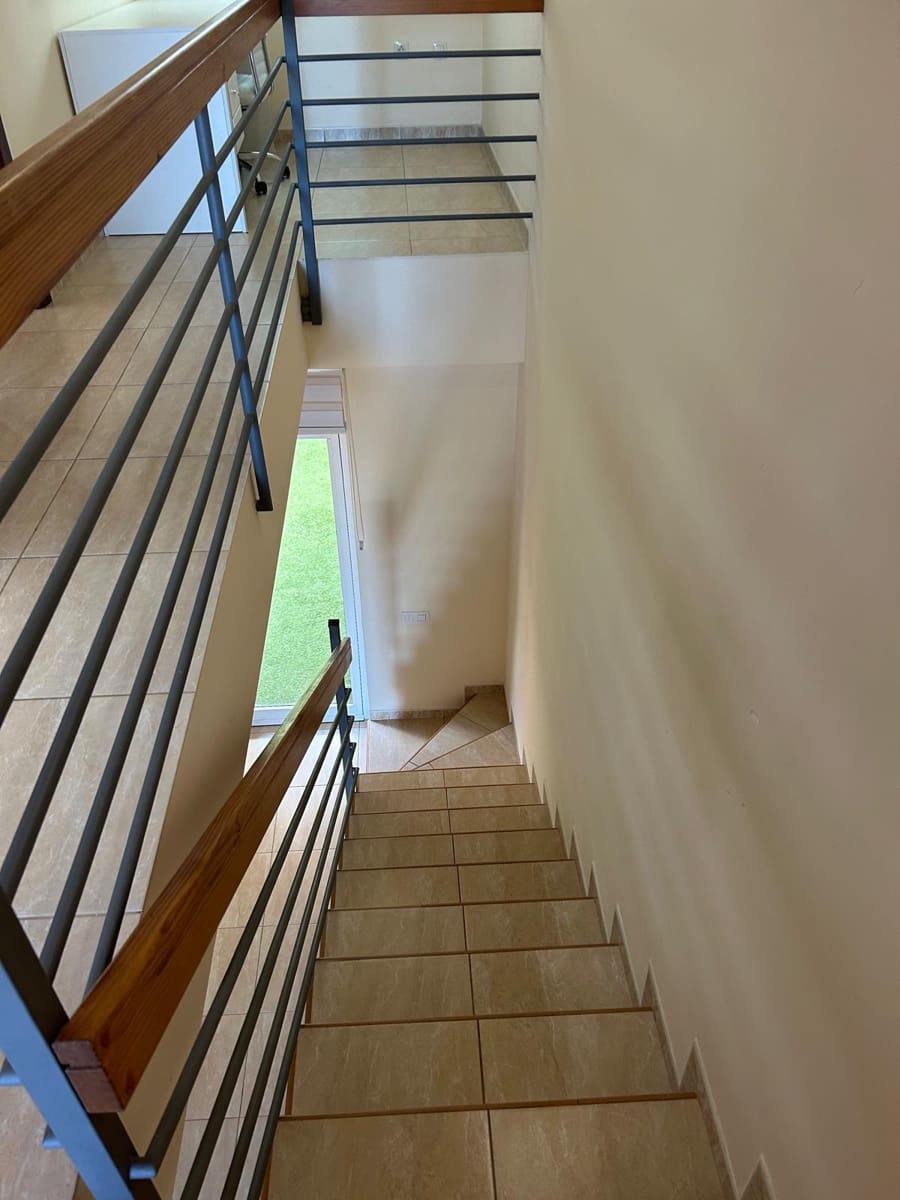 Chalet de 3 habitaciones en El Madroñal en venta con garaje - 490.000 € (Ref: 9371290)