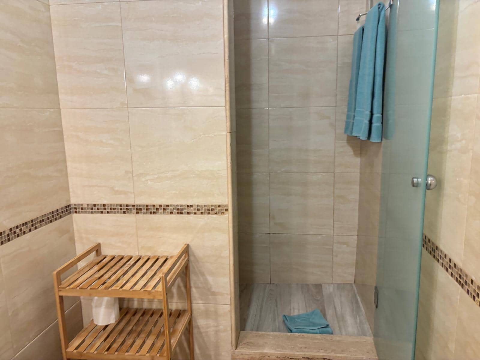 Apartamento de 1 habitación en Playa de las Americas en venta con piscina garaje - 370.000 € (Ref: 9378494)