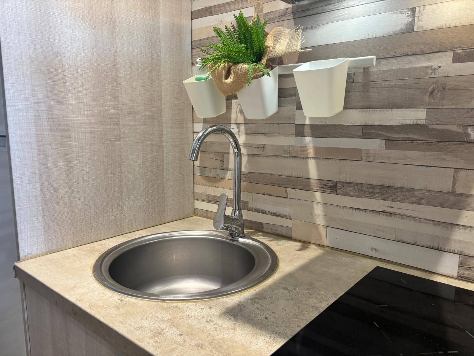 Apartamento de 1 habitación en Playa de las Americas en venta con piscina garaje - 370.000 € (Ref: 9378494)