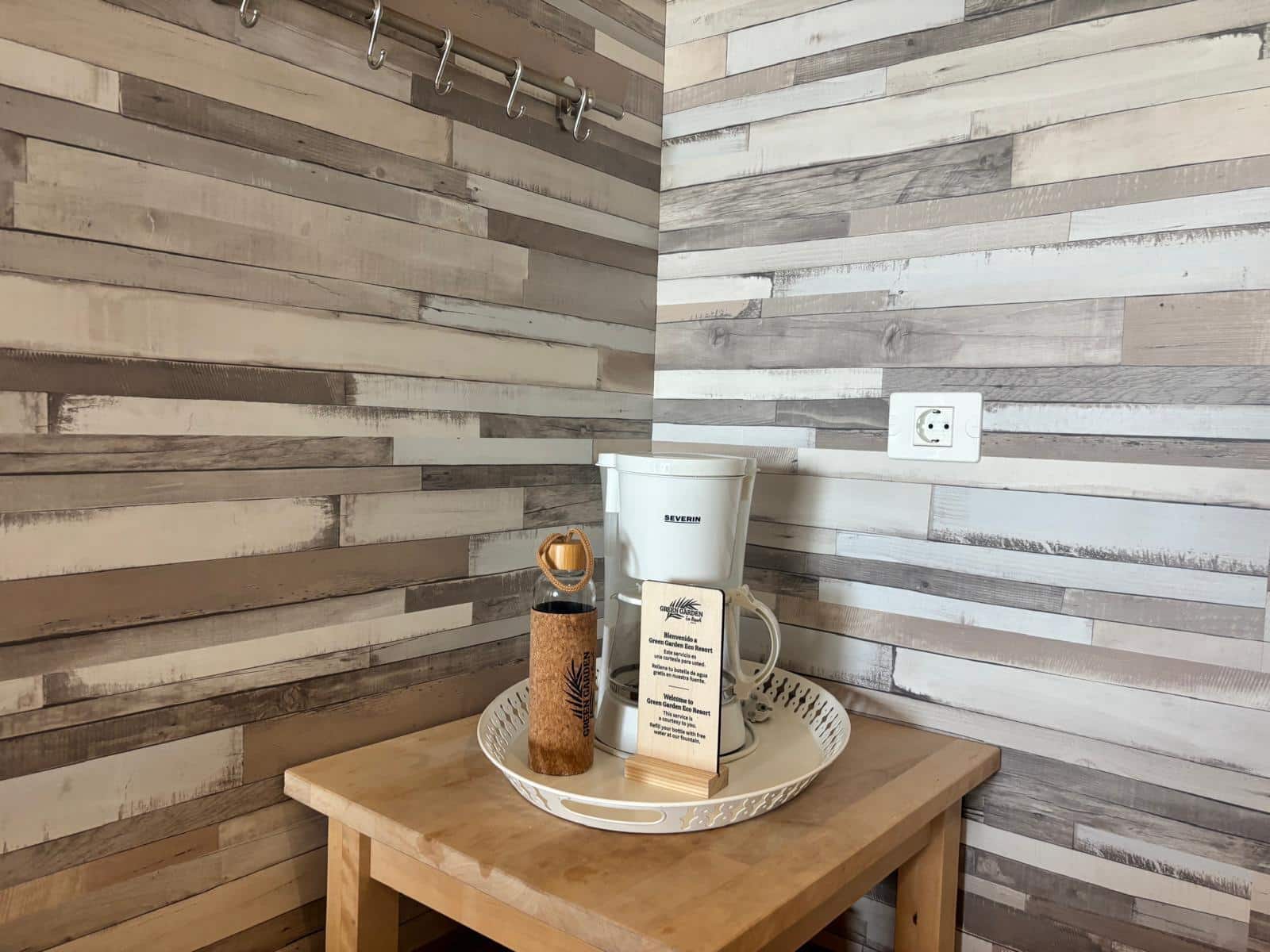 Apartamento de 1 habitación en Playa de las Americas en venta con piscina garaje - 370.000 € (Ref: 9378494)