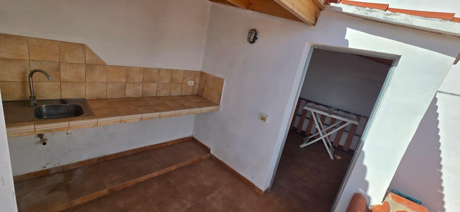 3 bedroom Villa for sale in Guia de Isora with garage - € 275,000 (Ref: 9436525)