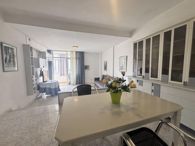 3 quarto Apartamento para venda em Los Cristianos, Arona - 420 000 € (Ref: 9555999)