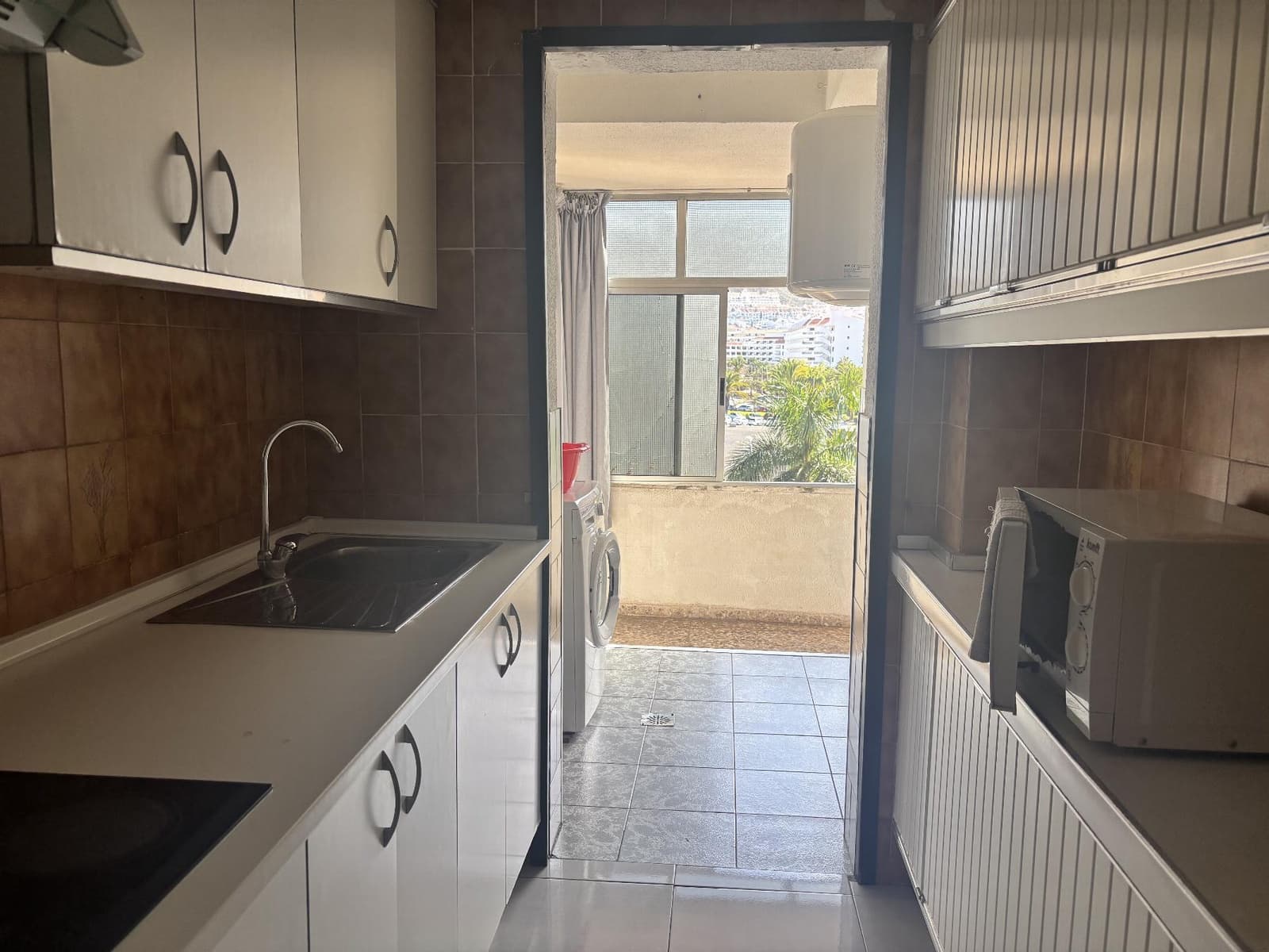 3 quarto Apartamento para venda em Los Cristianos - 420 000 € (Ref: 9555999)
