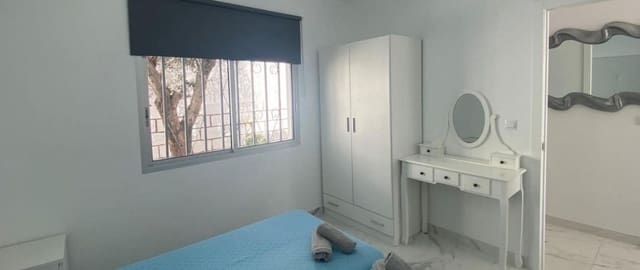 3 soveværelse Villa til salg i Callao Salvaje, Adeje med swimmingpool - € 730.000 (Ref: 9571342)