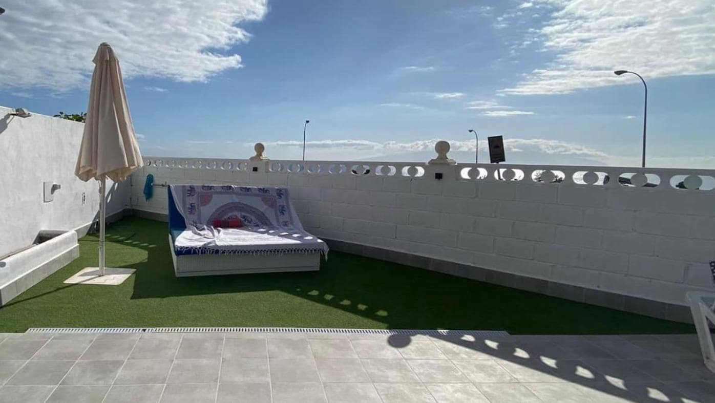 3 soveværelse Villa til salg i Callao Salvaje med swimmingpool - € 730.000 (Ref: 9571342)