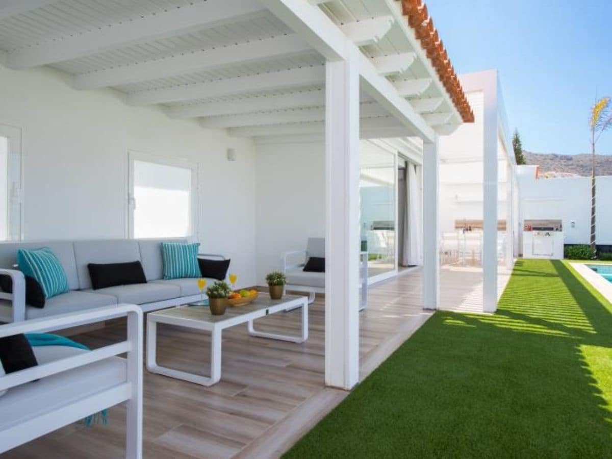 5 bedroom Villa for sale in El Madronal with pool garage - € 2,500,000 (Ref: 9625966)