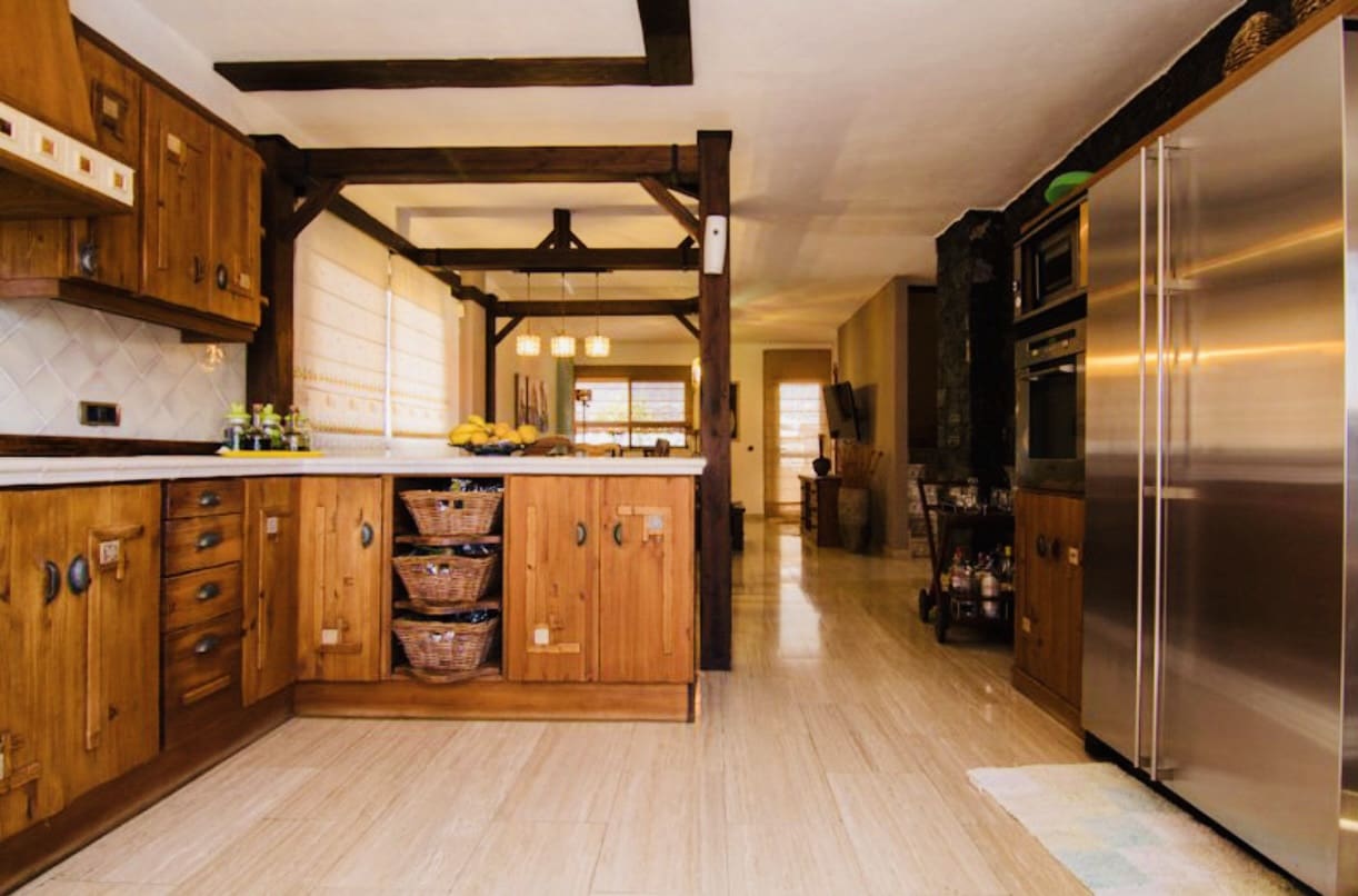 3 bedroom Villa for sale in El Madronal with garage - € 2,310,000 (Ref: 9625967)