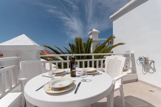 1 bedroom Apartment for sale in Playa Fañabe, Adeje with pool - € 325,000 (Ref: 9625971)