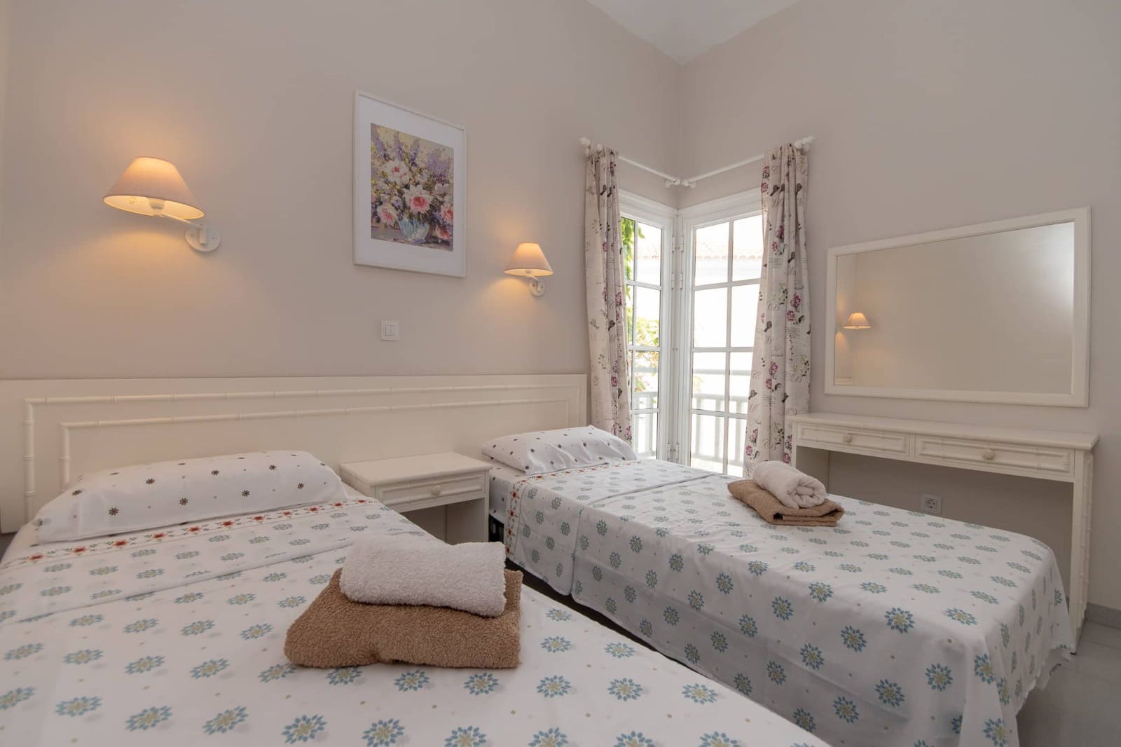 1 bedroom Apartment for sale in Costa Adeje with pool - € 325,000 (Ref: 9625971)