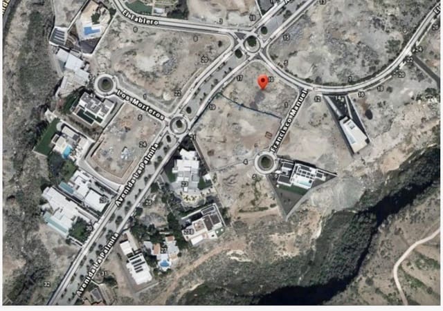 Building Plot for sale in La Caleta Adeje, Adeje - € 2,650,000 (Ref: 9625975)