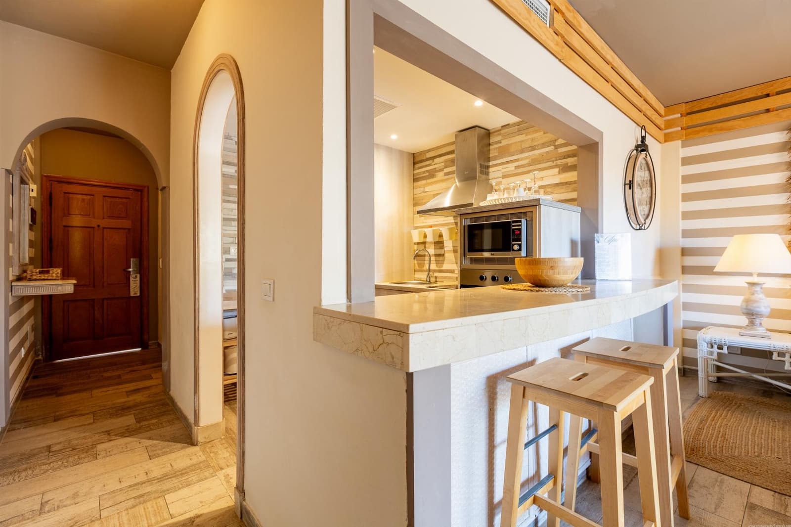 Apartment for sale in Los Cristianos with pool - € 330,000 (Ref: 9625980)