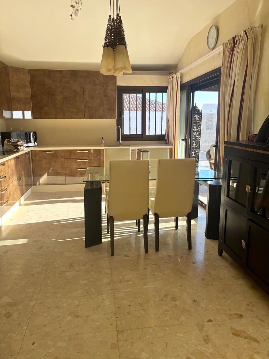 2 makuuhuone Huvila myytävänä paikassa Amarilla Golf mukana uima-altaan - 585 000 € (Ref: 9625982)