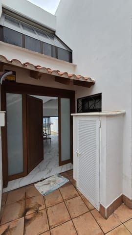 2 bedroom Apartment for sale in Guía de Isora with pool - € 575,000 (Ref: 9627736)