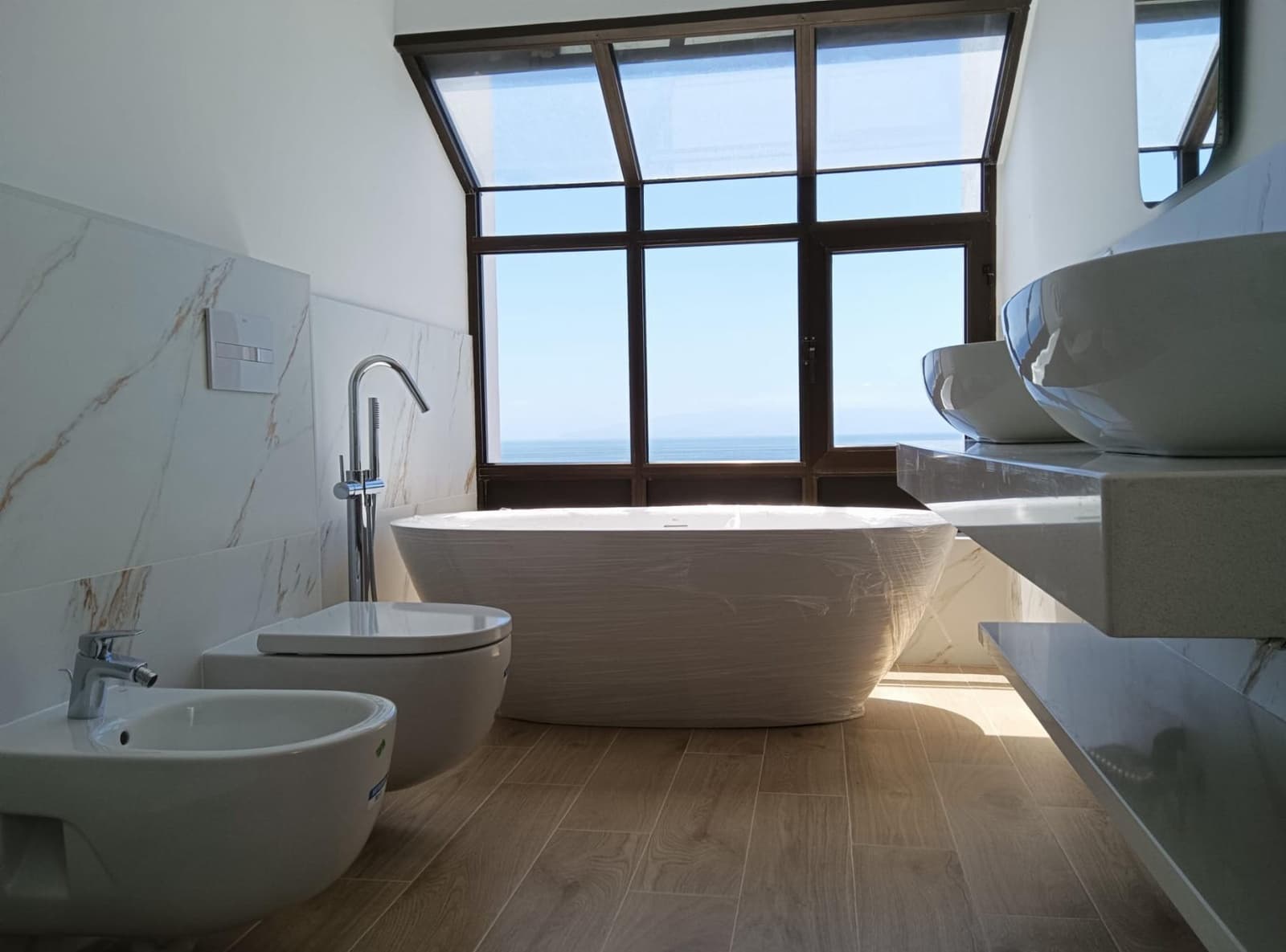 2 bedroom Apartment for sale in Guia de Isora with pool - € 575,000 (Ref: 9627736)