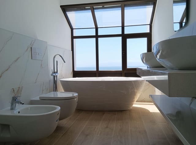 2 bedroom Apartment for sale in Guía de Isora with pool - € 575,000 (Ref: 9627736)