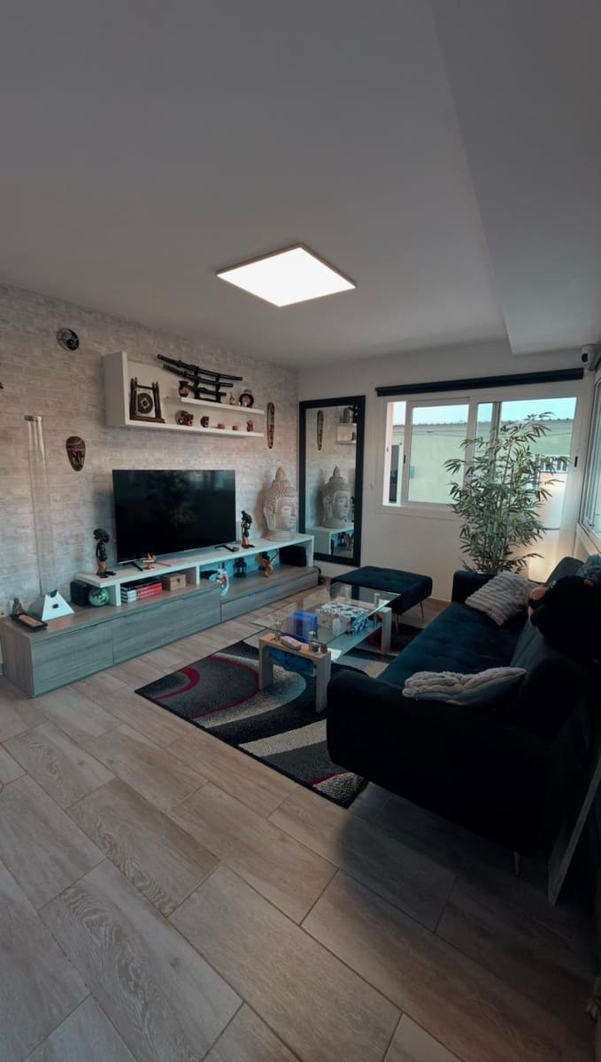 Apartamento de 3 habitaciones en San Isidro de Abona en venta con garaje - 315.000 € (Ref: 9663894)