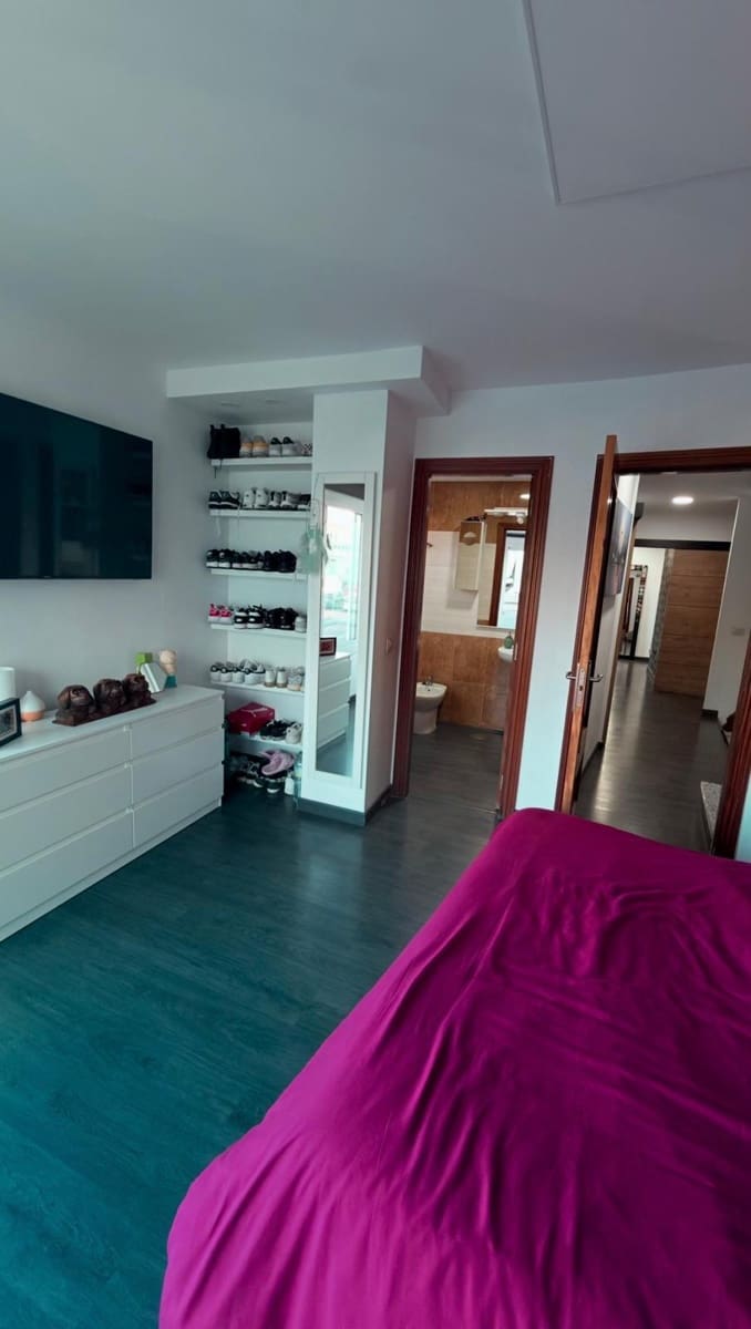 Apartamento de 3 habitaciones en San Isidro de Abona en venta con garaje - 315.000 € (Ref: 9663894)
