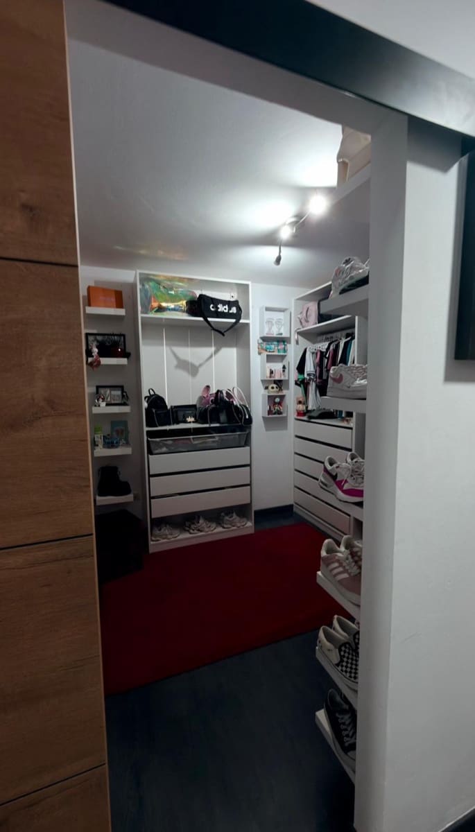 Apartamento de 3 habitaciones en San Isidro de Abona en venta con garaje - 315.000 € (Ref: 9663894)