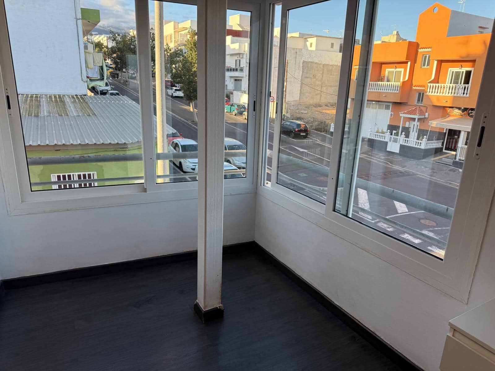 Apartamento de 3 habitaciones en San Isidro de Abona en venta con garaje - 315.000 € (Ref: 9663894)