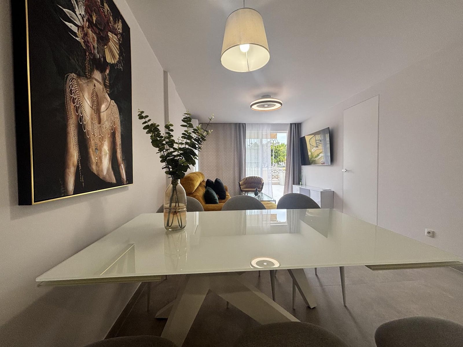 2 soveværelse Lejlighed til salg i Los Cristianos med swimmingpool - € 395.000 (Ref: 9726767)