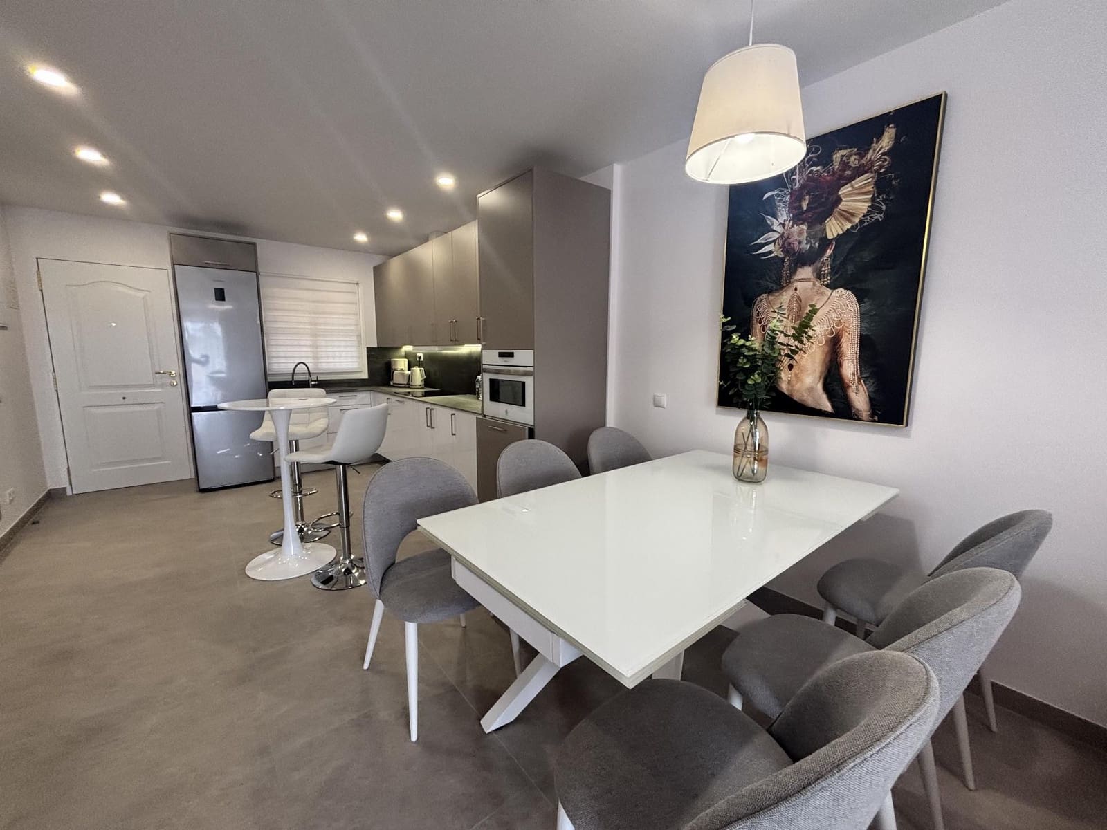 2 soveværelse Lejlighed til salg i Los Cristianos med swimmingpool - € 395.000 (Ref: 9726767)